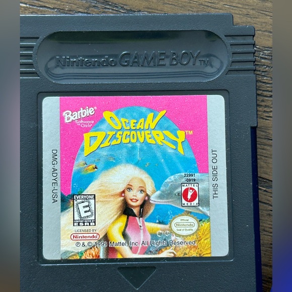 1998 game boy color with light and game - Picture 9 of 11